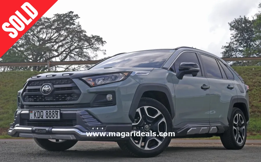 TOYOTA RAV-4 with SUNROOF in Kenya for Sale | Magari Deals