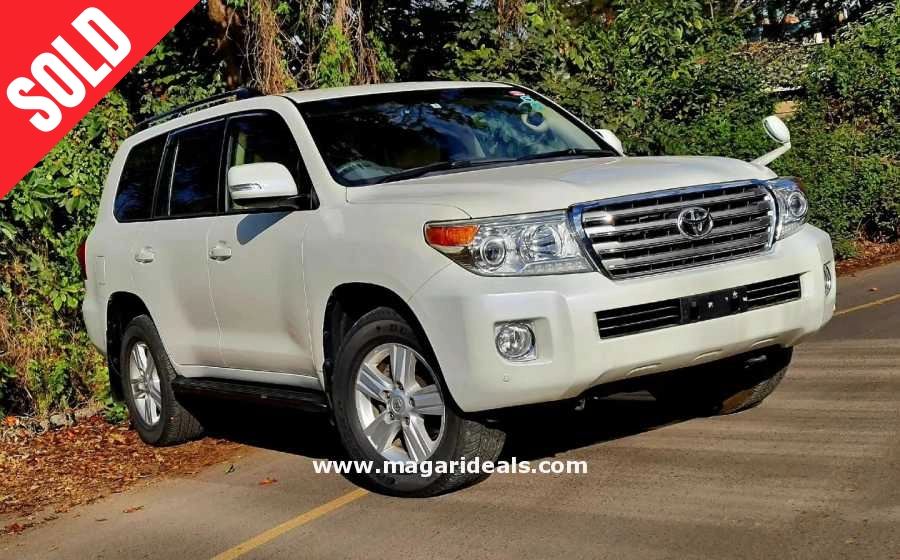 Toyota Landcruiser V8 2015 UNREGISTERED for Sale | Best Buy