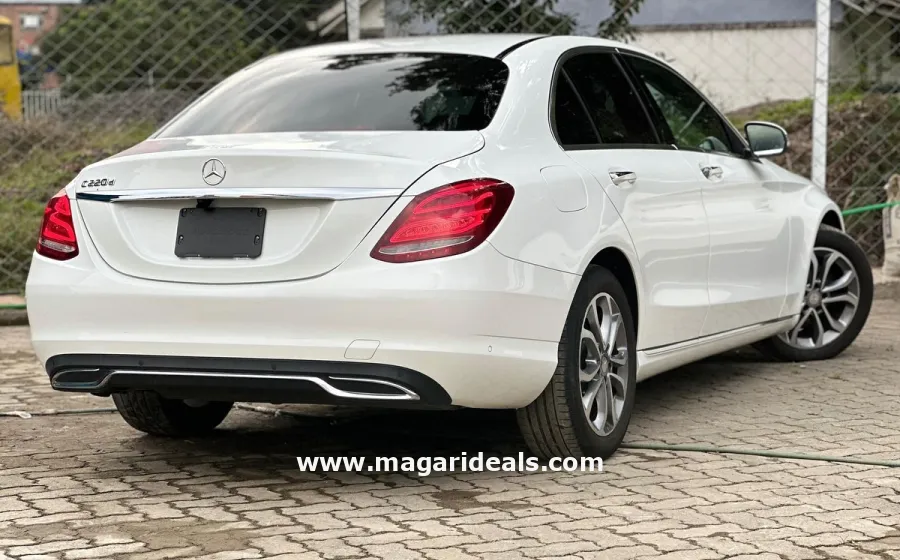 2017 Mercedes C220D in Kenya for Sale | Magari Deals