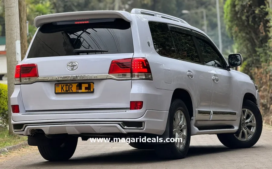 2008 TOYOTA LANDCRUISER V8 ZX 2018 Facelift in Kenya for Sale | Magari Deals