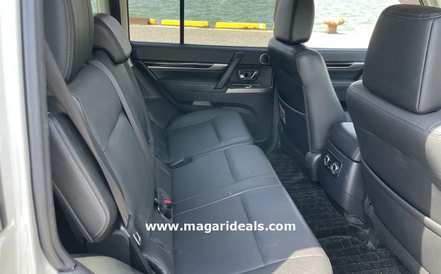 MITSUBISHI PAJERO Super Exceed 2018 in Kenya for Sale | Magari Deals