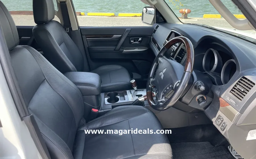 MITSUBISHI PAJERO Super Exceed 2018 in Kenya for Sale | Magari Deals