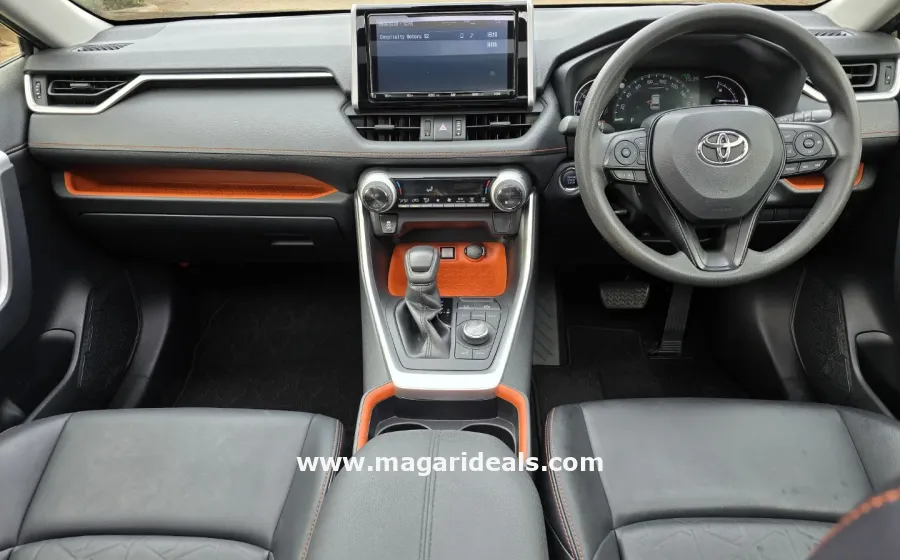 TOYOTA RAV-4 Adventure in Kenya for Sale | Magari Deals