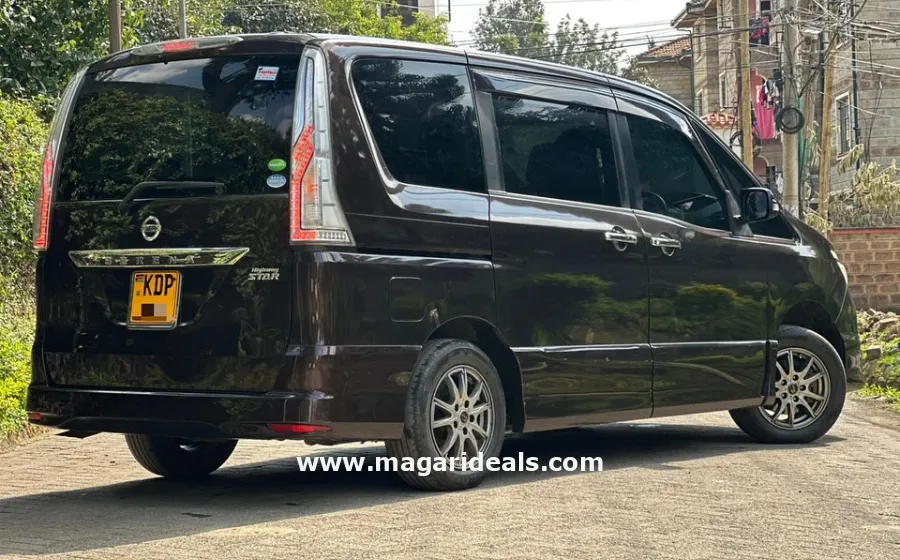 2017 Nissan Serena Highway Star in Kenya for Sale | Magari Deals