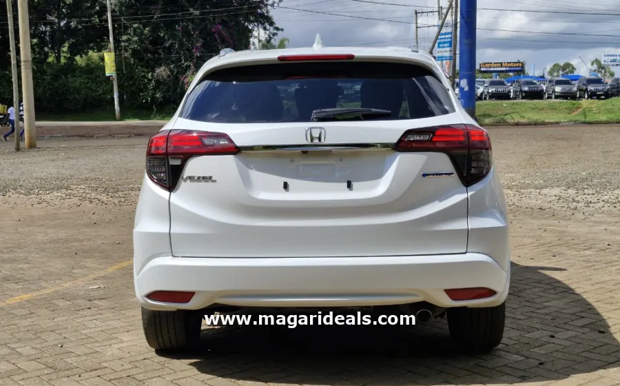 HONDA VEZEL HYBRID 2017 Model in Kenya for Sale | Magari Deals