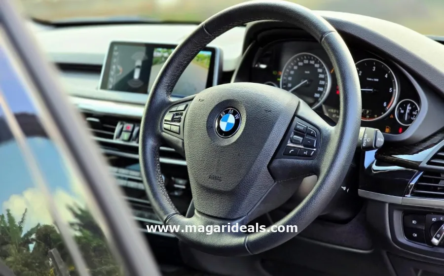 BMW X5 xDrive35d with panoramic sunroof in Kenya for Sale | Magari Deals