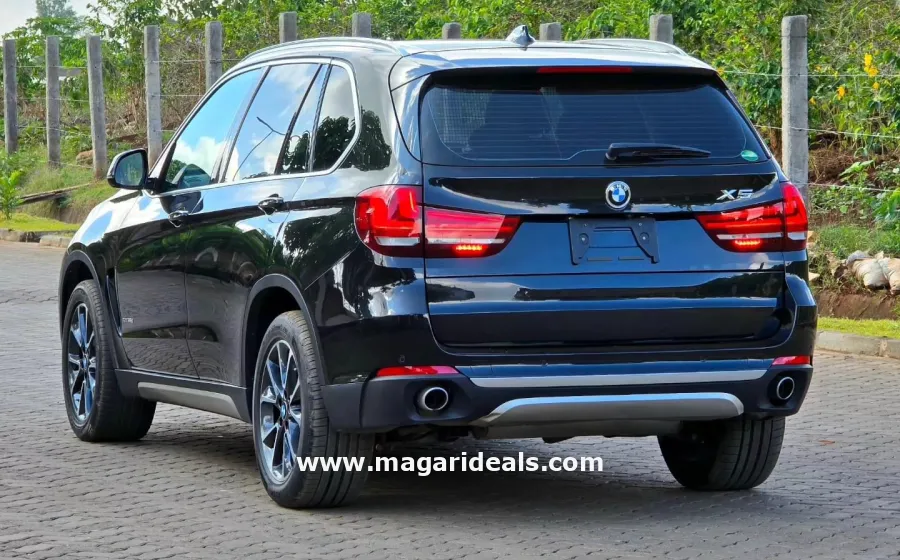 BMW X5 xDrive35d with panoramic sunroof in Kenya for Sale | Magari Deals