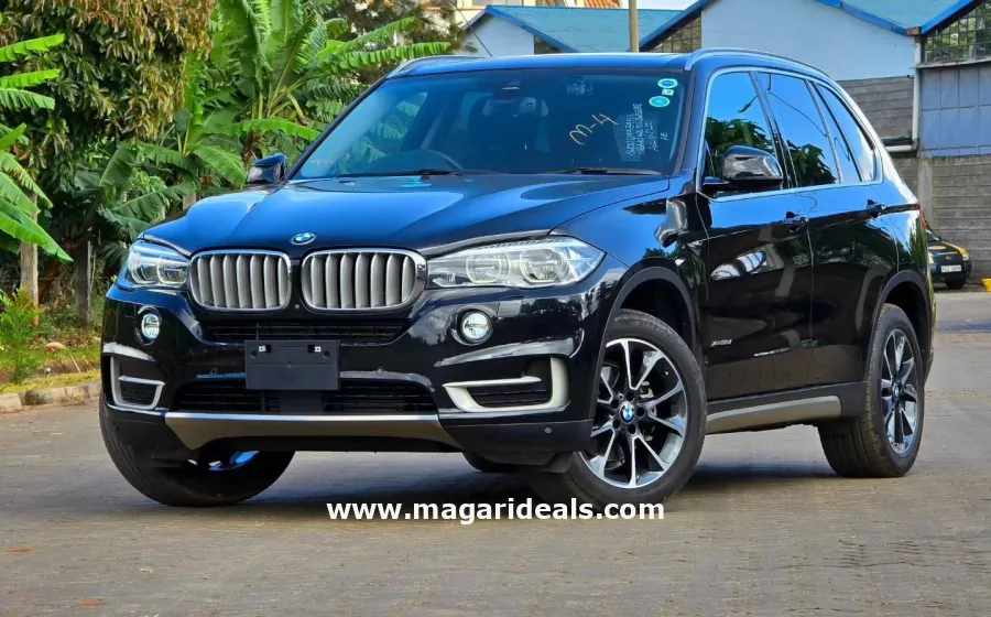 BMW X5 xDrive35d with panoramic sunroof in Kenya for Sale | Magari Deals