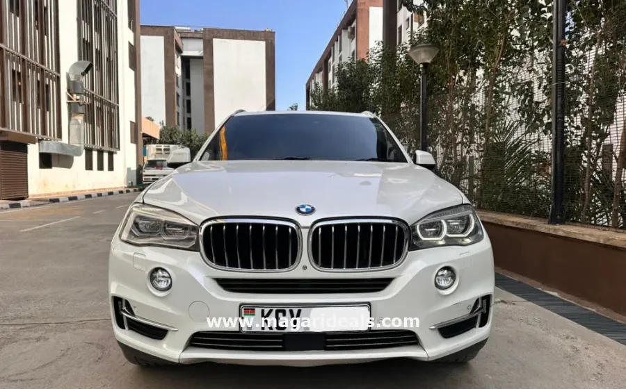 BMW X5 xDrive35d with panoramic sunroof in Kenya for Sale | Magari Deals