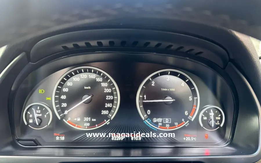 BMW X5 xDrive35d with panoramic sunroof in Kenya for Sale | Magari Deals