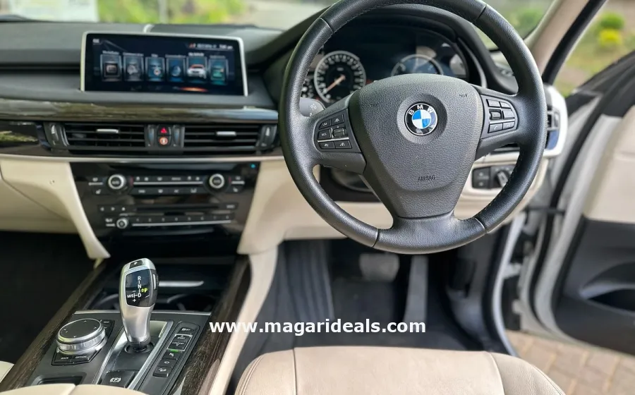 BMW X5 xDrive35d with sunroof in Kenya for Sale | Magari Deals
