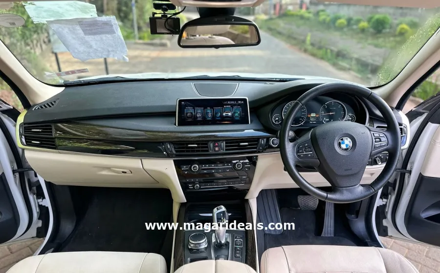 BMW X5 xDrive35d with sunroof in Kenya for Sale | Magari Deals