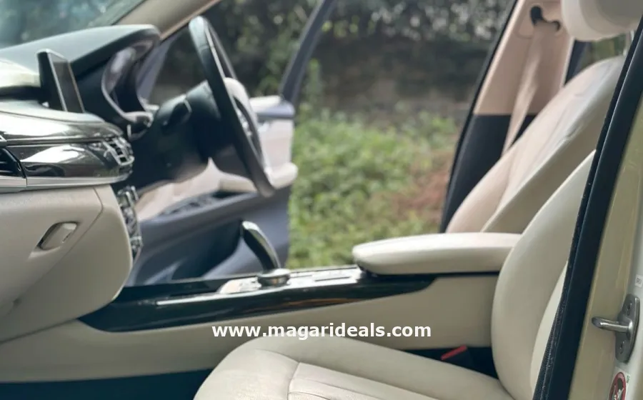 BMW X5 xDrive35d with sunroof in Kenya for Sale | Magari Deals