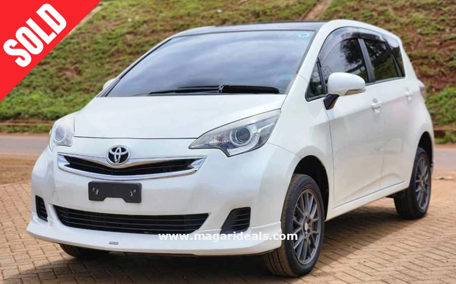 TOYOTA RACTIS with MOONROOF  for Sale | Best Buy