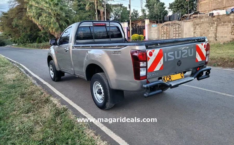 Isuzu D-max in Kenya for Sale | Magari Deals