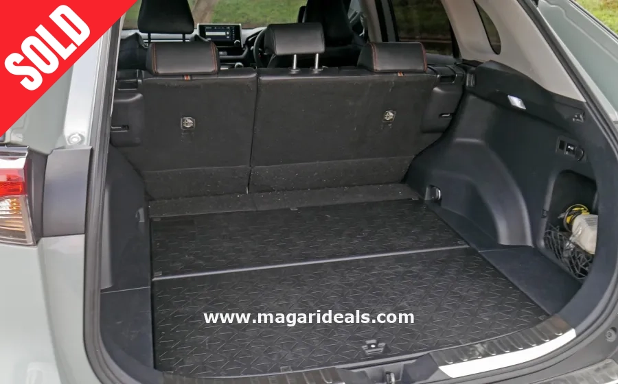 TOYOTA RAV-4 with SUNROOF in Kenya for Sale | Magari Deals