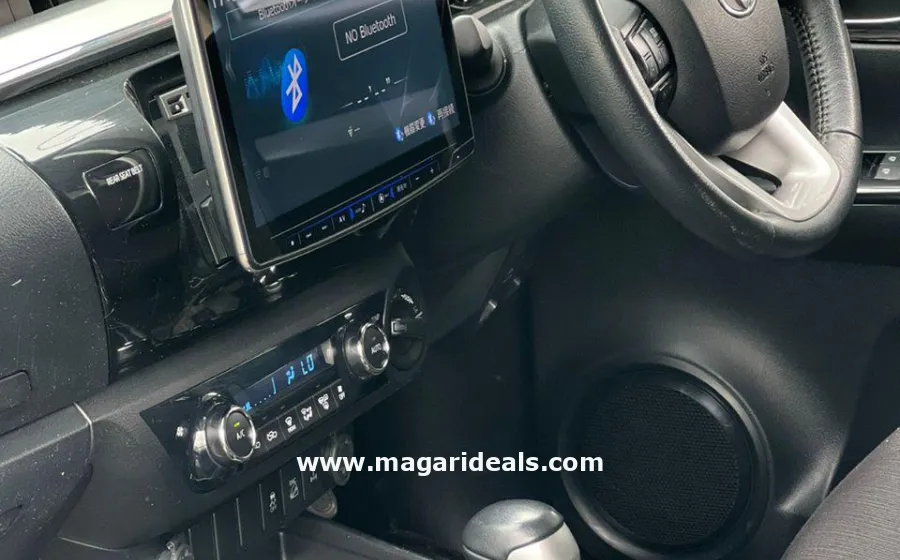TOYOTA HILUX DC 2018 Model 2400cc White in Kenya for Sale | Magari Deals