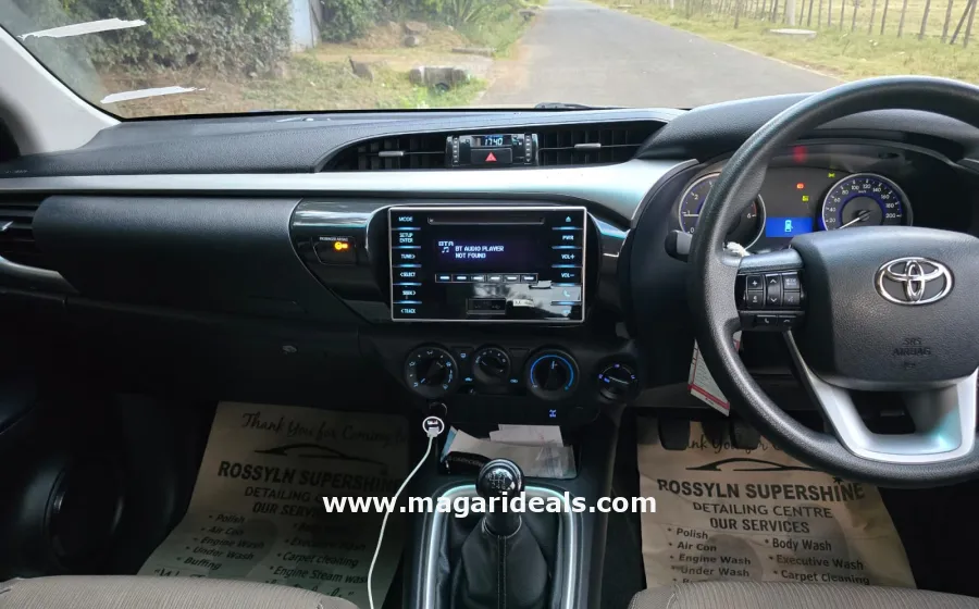 TOYOTA HILUX Revo Double Cab 2017 Manual in Kenya for Sale | Magari Deals