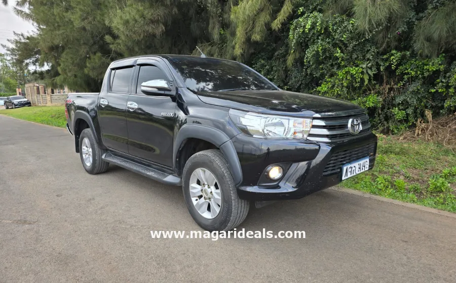 TOYOTA HILUX Revo Double Cab 2017 Manual in Kenya for Sale | Magari Deals