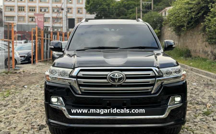 TOYOTA LANDCRUISER ZX with SUNROOF in Kenya for Sale | Magari Deals