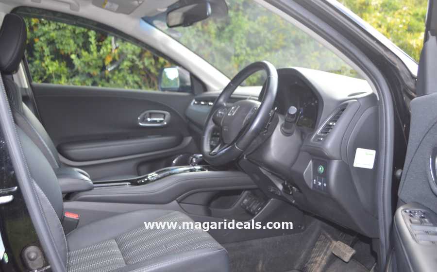 HONDA VEZEL in Kenya for Sale | Magari Deals