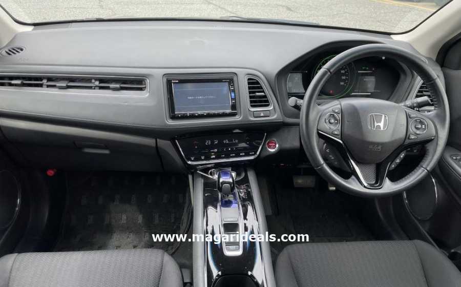 Honda Vezel RU3 in Kenya for Sale | Magari Deals