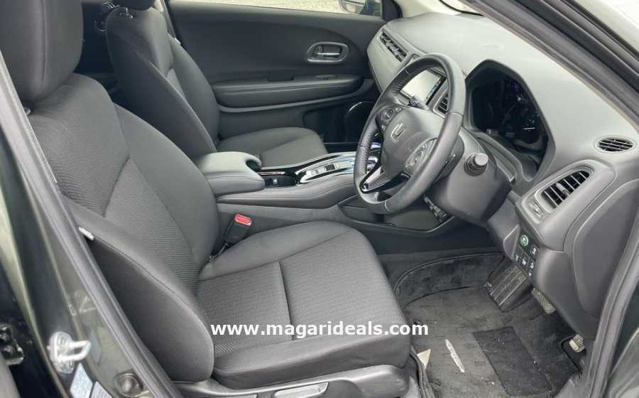 Honda Vezel RU3 in Kenya for Sale | Magari Deals