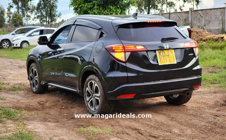 Honda Vezel Hybrid in Kenya for Sale | Magari Deals