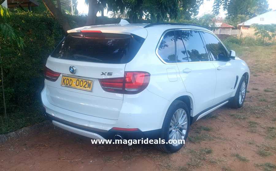 BMW X5 F15 with SUNROOF in Kenya for Sale | Magari Deals